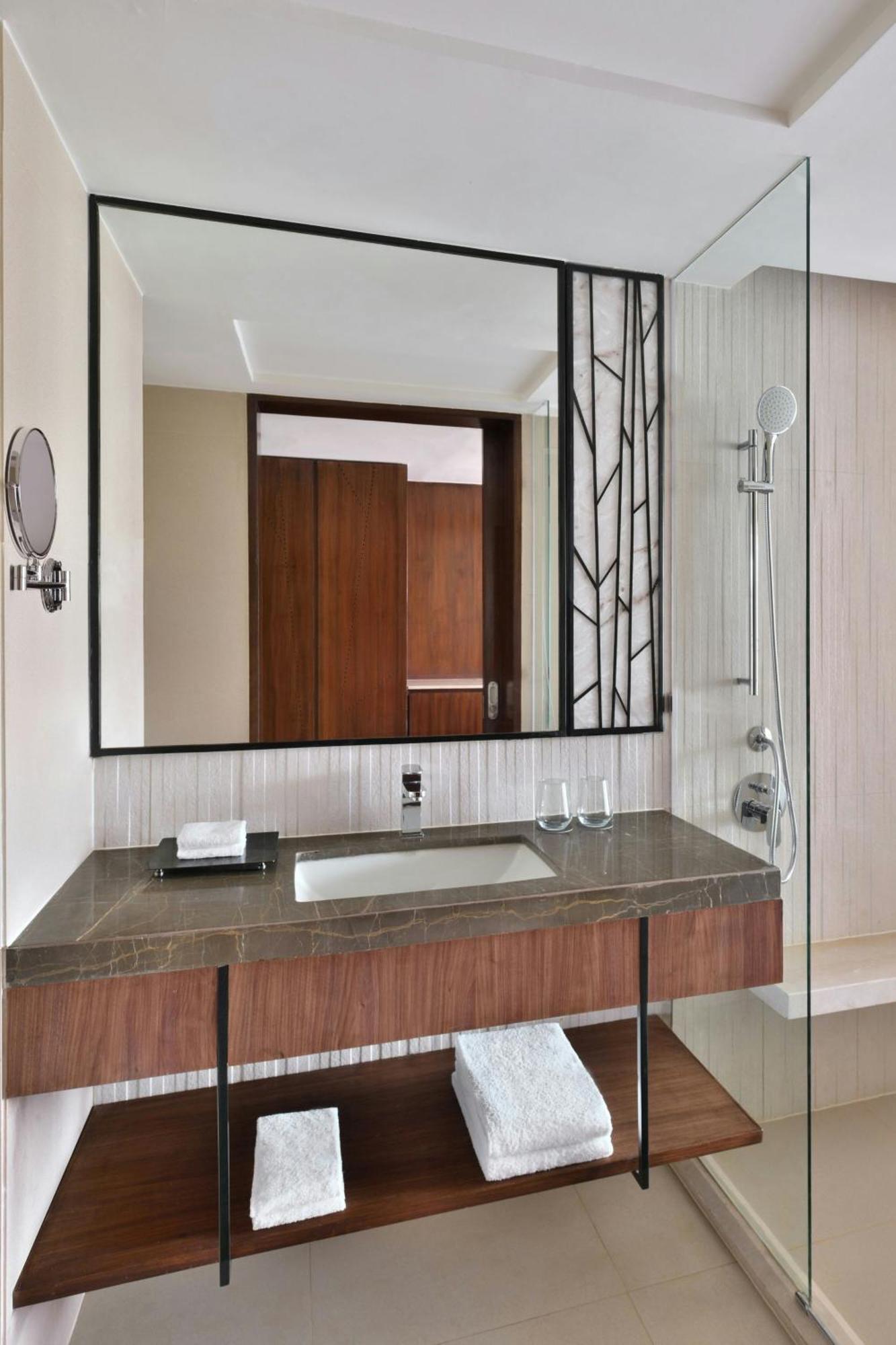 Courtyard By Marriott Mahabaleshwar Ξενοδοχείο Εξωτερικό φωτογραφία