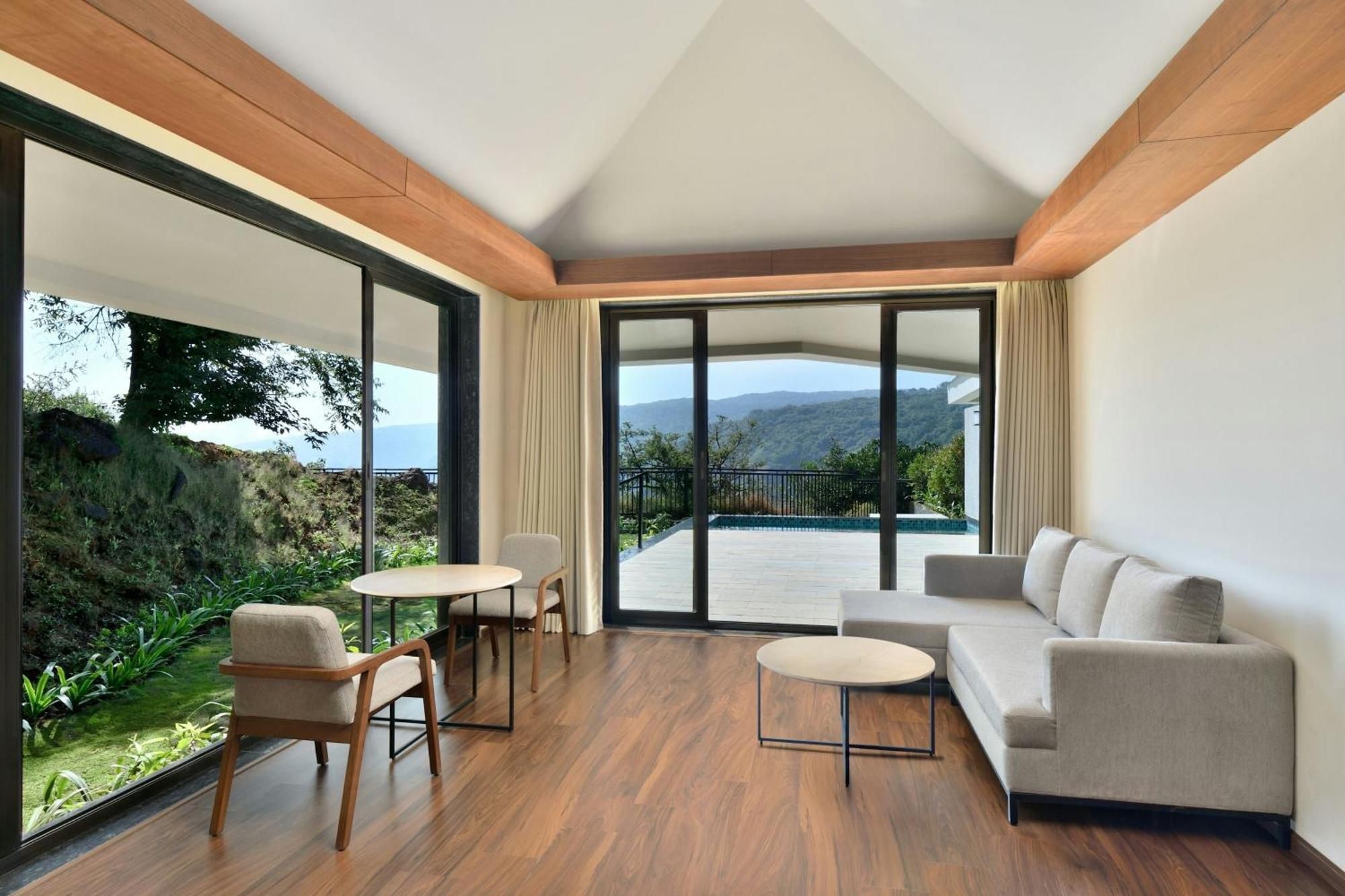 Courtyard By Marriott Mahabaleshwar Ξενοδοχείο Εξωτερικό φωτογραφία