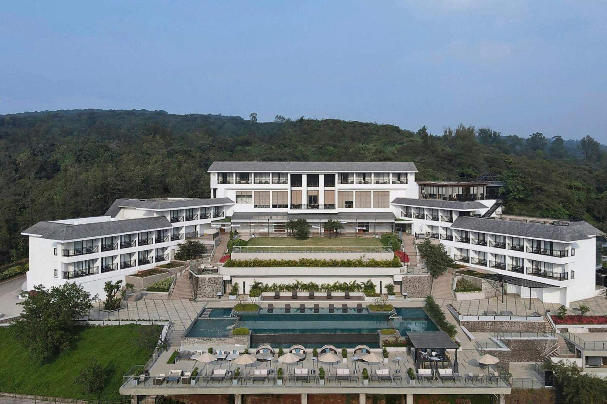 Courtyard By Marriott Mahabaleshwar Ξενοδοχείο Εξωτερικό φωτογραφία