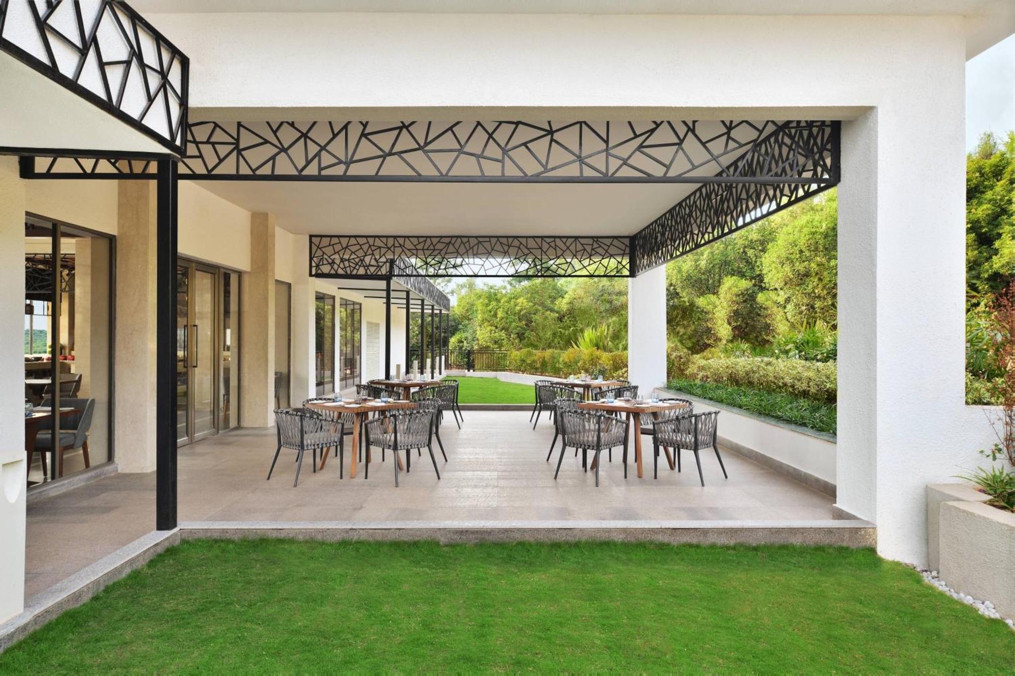 Courtyard By Marriott Mahabaleshwar Ξενοδοχείο Εξωτερικό φωτογραφία